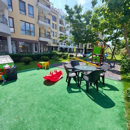 Diamond Palace Pantai Sunny Bagian luar foto