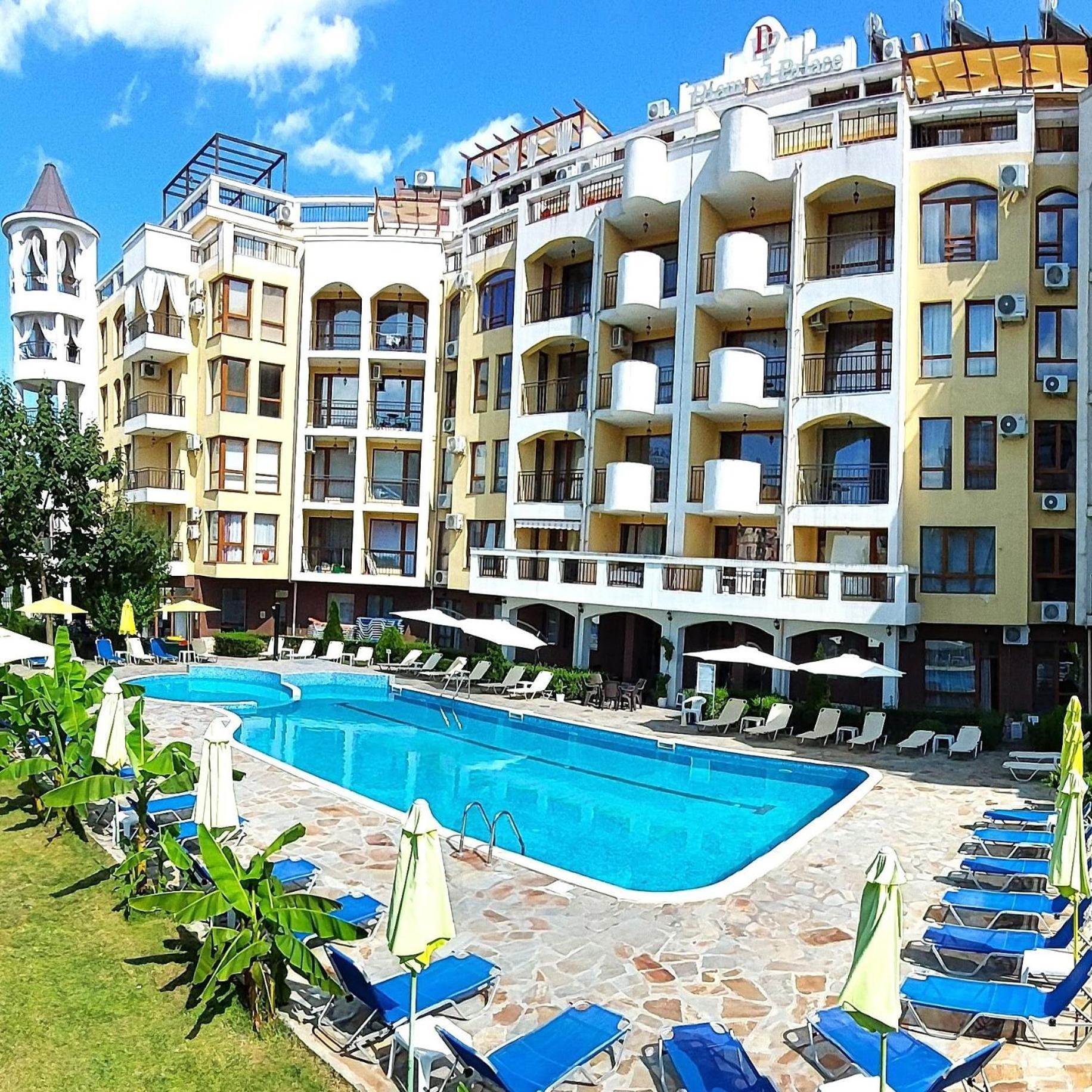 Diamond Palace Pantai Sunny Bagian luar foto